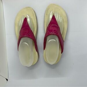 Fitflop Barbiecore Pink Toe Thong Sandals US8